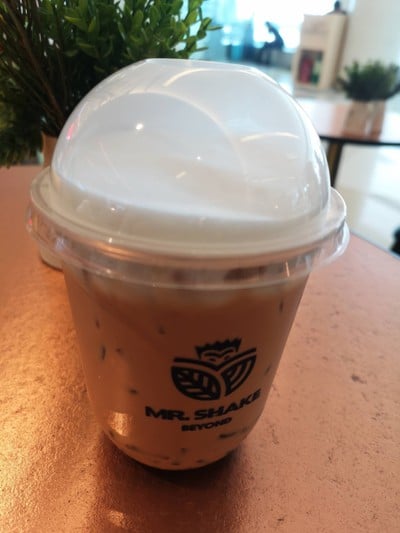 อาหาร หรือ เครื่องดื่ม