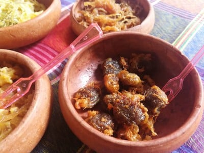 อาหาร หรือ เครื่องดื่ม