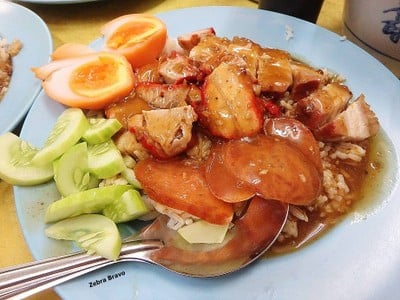 เมนูของร้าน ข้าวหมูแดงสีมรกต ซ.สุกร1 ซ.สุกร1 (ต้นตำรับ)