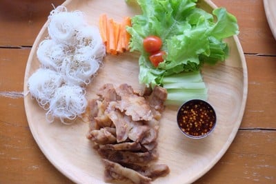 เมนูของร้าน Le Bonheur ผาซ่อนแก้ว