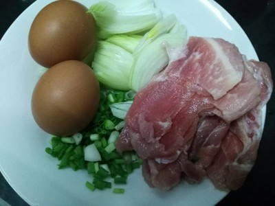 วิธีทำ ข้าวหน้าหมูตุ๋น วิธีทำ ข้าวหน้าหมูตุ๋น