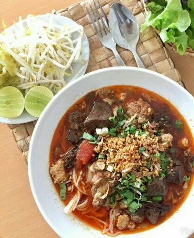 Lanna Eatery ข้าวซอยน้ำเงี้ยวเจียงฮาย (ข้าวซอยน้ำเงี้ยว เจียงฮาย) Lanna Eatery ข้าวซอยน้ำเงี้ยวเจียงฮาย (ข้าวซอยน้ำเงี้ยว เจียงฮาย)