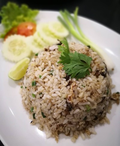 ข้าวผัดปลาทู