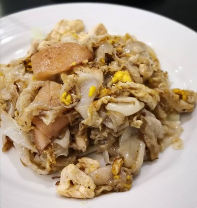 ก๋วยเตี๋ยวคั่วไก่