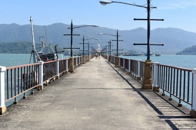 บรรยากาศ ท่าเรือบ้านสลักเพชร เกาะช้าง