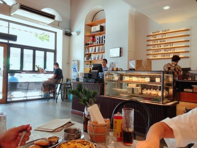 บรรยากาศ Rangoon Tea House