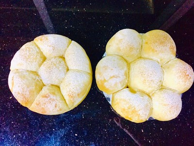 วิธีทำ ขนมปังไส้ช็อคโกแล็ต (ขนมปังนวดมือ) วิธีทำ ขนมปังไส้ช็อคโกแล็ต (ขนมปังนวดมือ)