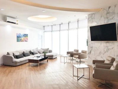 บรรยากาศ Mirror Clinic Pattaya