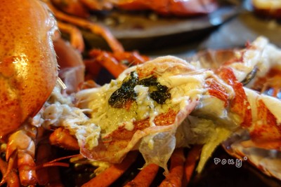 Steamed Lobster ( 1kg.) + Free Salad