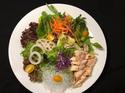 สลัดสันในไก่ Easy สลัดสันในไก่ Easy