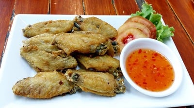 ปีกไก่ทอด