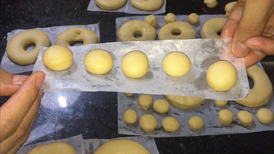 วิธีทำ โดนัท นวดมือ