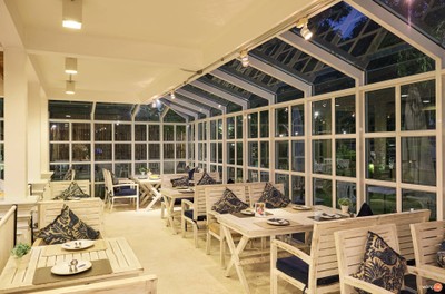 บรรยากาศ Mother May I
