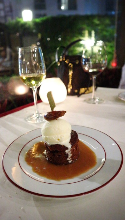 sticky toffee pudding with vanilla ice cream