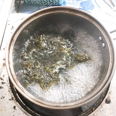 วิธีทำ ข้าวผัดปลาเค็มเจ พร้อมซุปสาหร่าย วิธีทำ ข้าวผัดปลาเค็มเจ พร้อมซุปสาหร่าย