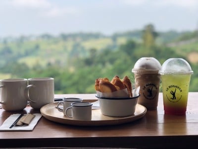 เมนูของร้าน Le Bonheur ผาซ่อนแก้ว