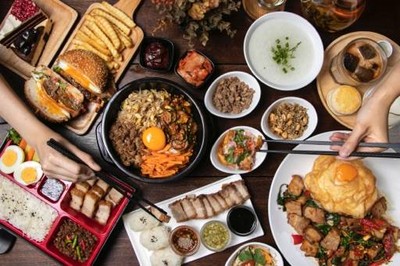 ข้าวกล่องรถไฟ by โรงแรม แอท หัวลำโพง ข้าวกล่องรถไฟ by โรงแรม แอท หัวลำโพง