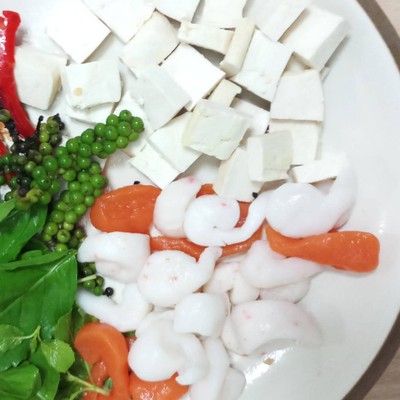 วิธีทำ กุ้งผัดขี้เมากะเพรากรอบ "เจ"