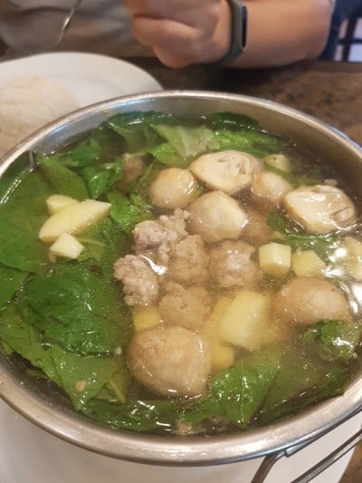 อาหาร หรือ เครื่องดื่ม