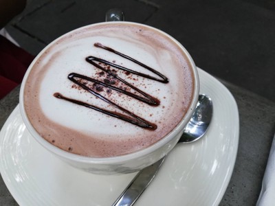 อาหาร หรือ เครื่องดื่ม