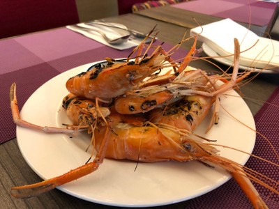 อาหาร หรือ เครื่องดื่ม