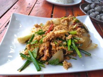 เมนูของร้าน ครัวเฉลียงลม