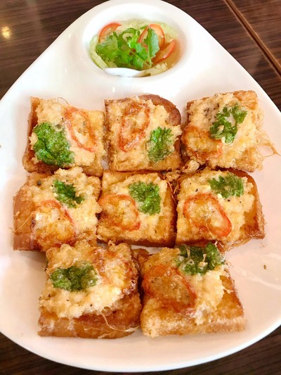 ขนมปังหน้ากุ้ง 75-