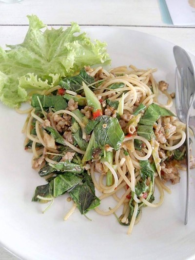 หมี่ผัดขี้เมาเจ