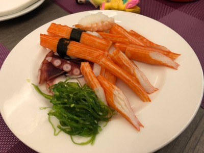 อาหาร หรือ เครื่องดื่ม