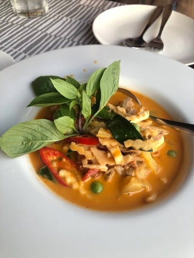 Pizza by Eat Sight Story