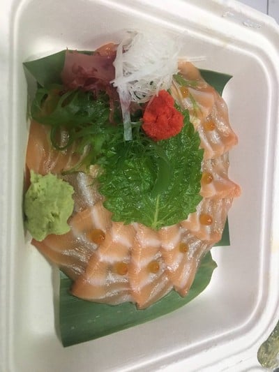 แซลม่อนแล่บาง