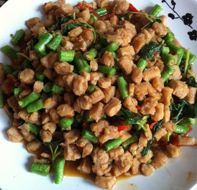 ผัดกระเพราเจ