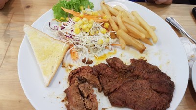 สเต็กหมูพริกไทยดำ