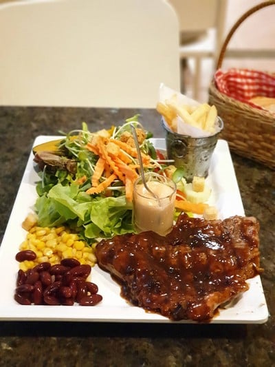 ร้านบิ๊กบะหมี่แอนด์สเต็ก สาขารัตนาธิเบศร์