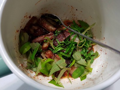 วิธีทำ ยำเป็ดแซ่บ ( เจ )