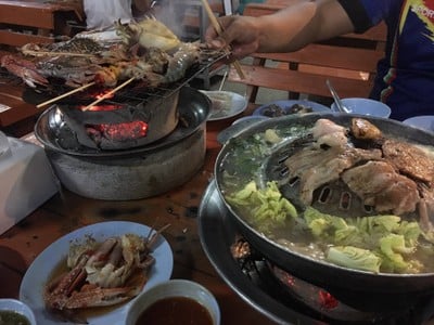 อาหาร หรือ เครื่องดื่ม