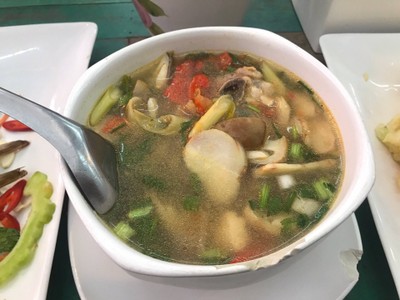 ต้มไก่ใบมะขาม