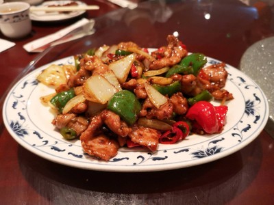 ไก่ผัดพริก