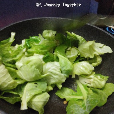 วิธีทำ ผัดผักแขนงน้ำมันเห็ดหอม