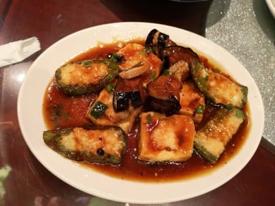 ผัดเต้าหู้กับมะเขือ