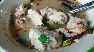 ต้มแซ่บหมู