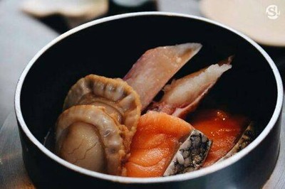 Tsubohachi Izakaya (สึโบฮาจิ อิซากายะ) ธนิยะ Tsubohachi Izakaya (สึโบฮาจิ อิซากายะ) ธนิยะ
