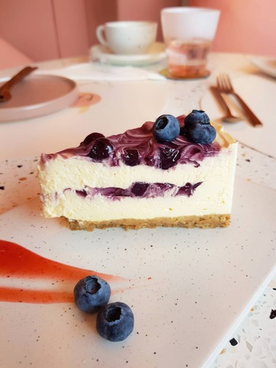 BLUEBERRY CHEESECAKE