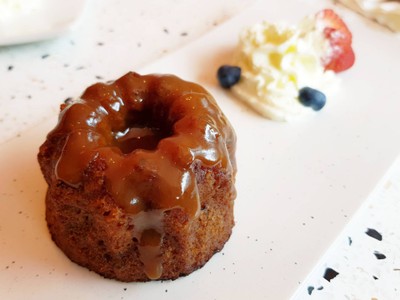 STICKY DATE PUDDING