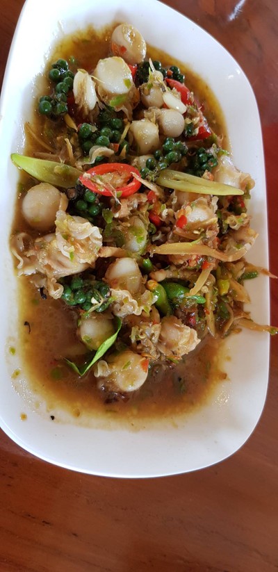 หอยเชลล์ผัดฉ่า