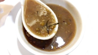 ถั่วเขียวต้มสาหร่ายสด