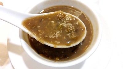 ถั่วเขียวต้มสาหร่ายสด