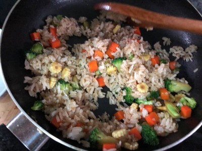 วิธีทำ ข้าวผัดผักสามสีเจ