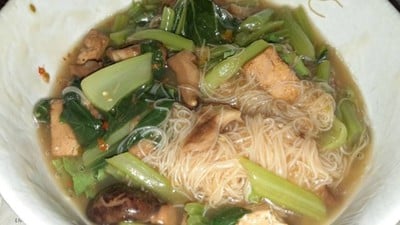 วิธีทำ หมี่กรอบหน้าไก่เจ