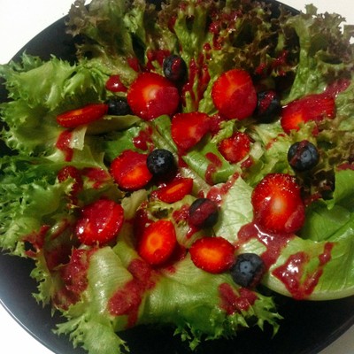 วิธีทำ สลัดผักเบอร์รี่น้ำสลัดบีทรูทสูตรเจ วิธีทำ สลัดผักเบอร์รี่น้ำสลัดบีทรูทสูตรเจ